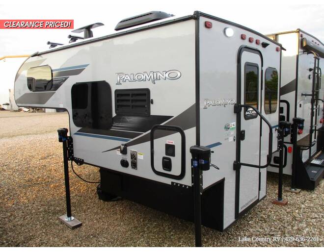2022 Palomino Backpack Hard Side HS690 Truck Camper at Lake Country RV STOCK# NN116503 Photo 3