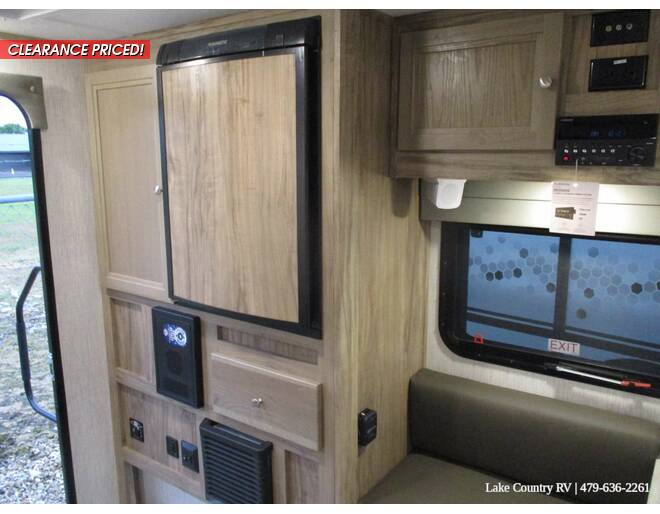 2022 Palomino Backpack Hard Side HS690 Truck Camper at Lake Country RV STOCK# NN116503 Photo 36