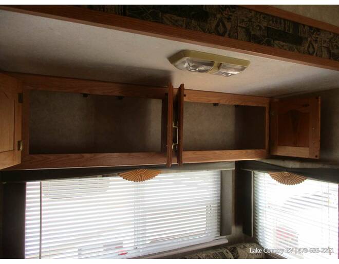 2005 Wildcat 31QBH Fifth Wheel at Lake Country RV STOCK# 75v010353 Photo 58