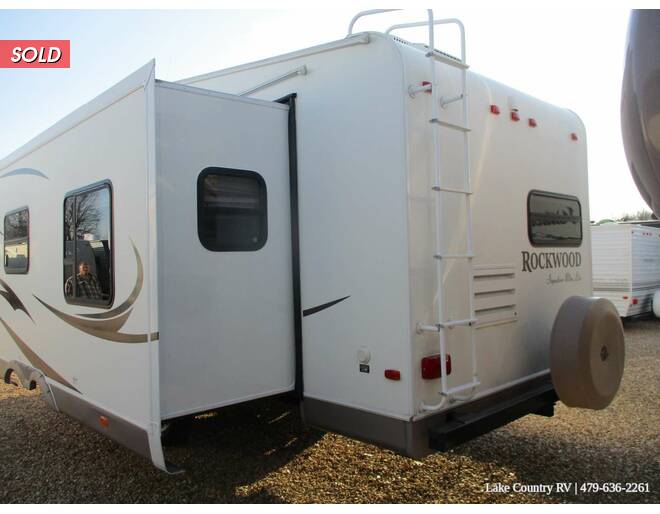 2010 Rockwood Signature Ultra Lite 8280WS Fifth Wheel at Lake Country RV STOCK# A1832779 Photo 5