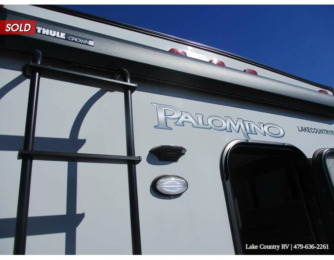 2022 Palomino Backpack Hard Side MAX HS2902 Truck Camper at Lake Country RV STOCK# 3NN116115 Photo 16
