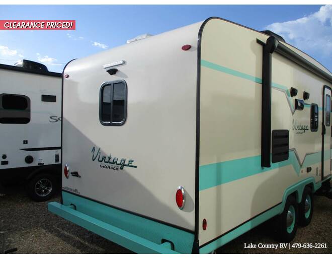 2022 Gulf Stream Vintage Cruiser 23QBS Travel Trailer at Lake Country RV STOCK# N7059768 Photo 4
