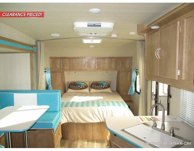 2022 Gulf Stream Vintage Cruiser 23QBS Travel Trailer at Lake Country RV STOCK# N7059768 Photo 46