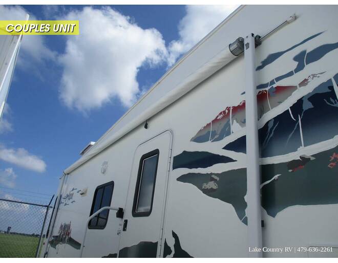 2007 Frontier RV Aspen F30RLBS Fifth Wheel at Lake Country RV STOCK# 7L005235 Photo 9