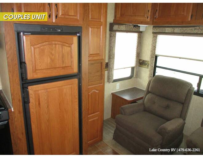 2007 Frontier RV Aspen F30RLBS Fifth Wheel at Lake Country RV STOCK# 7L005235 Photo 19
