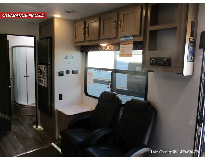2023 Work and Play Toy Hauler 29SS Travel Trailer at Lake Country RV STOCK# PW025915 Photo 29