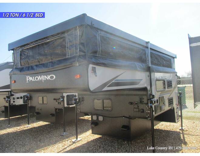 2022 Palomino Backpack Soft Side SS1251 Truck Camper at Lake Country RV STOCK# 5NN116401 Photo 3
