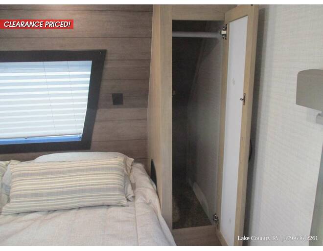 2023 Palomino SolAire Ultra Lite 258RBSS Travel Trailer at Lake Country RV STOCK# PN059266 Photo 32
