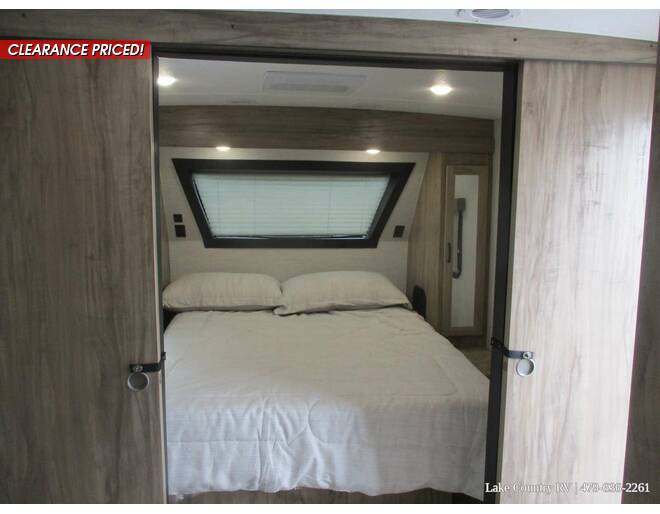 2022 Palomino SolAire Ultra Lite 242RBS Travel Trailer at Lake Country RV STOCK# NN058708 Photo 32