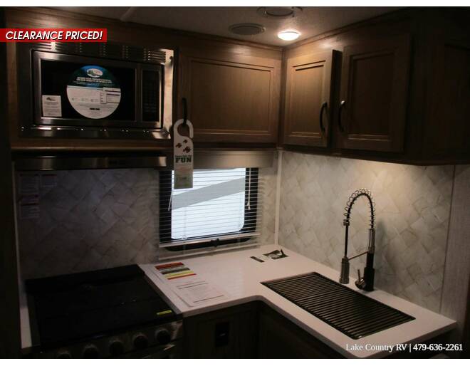 2022 Palomino SolAire Ultra Lite 242RBS Travel Trailer at Lake Country RV STOCK# NN058708 Photo 45