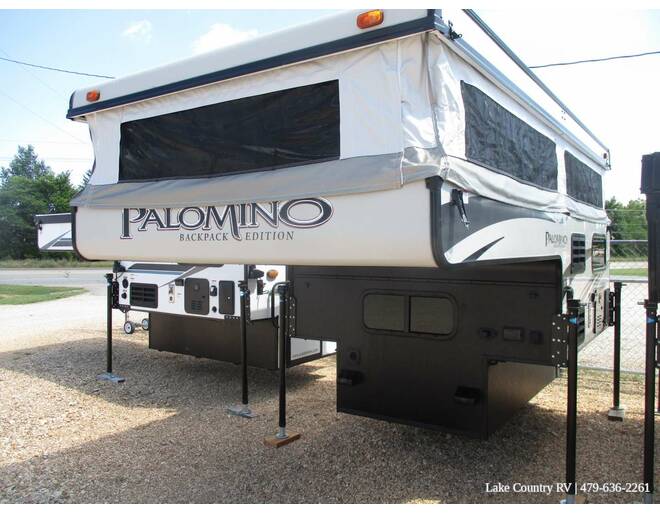 2020 Palomino Backpack Soft Side SS550 Truck Camper at Lake Country RV STOCK# 2LN110572 Photo 3