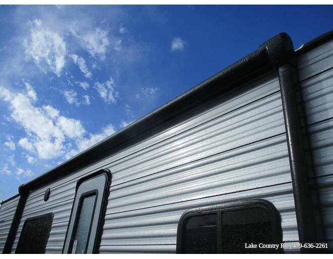 2023 Coachmen Catalina Summit Series 8 261BH Travel Trailer at Lake Country RV STOCK# PU041745 Photo 14