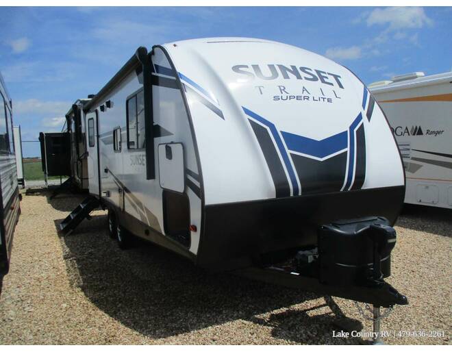 2021 CrossRoads RV Sunset Trail Super Lite 212RB Travel Trailer at Lake Country RV STOCK# M5350242 Photo 5